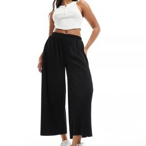 Black Wide-Leg Pants
